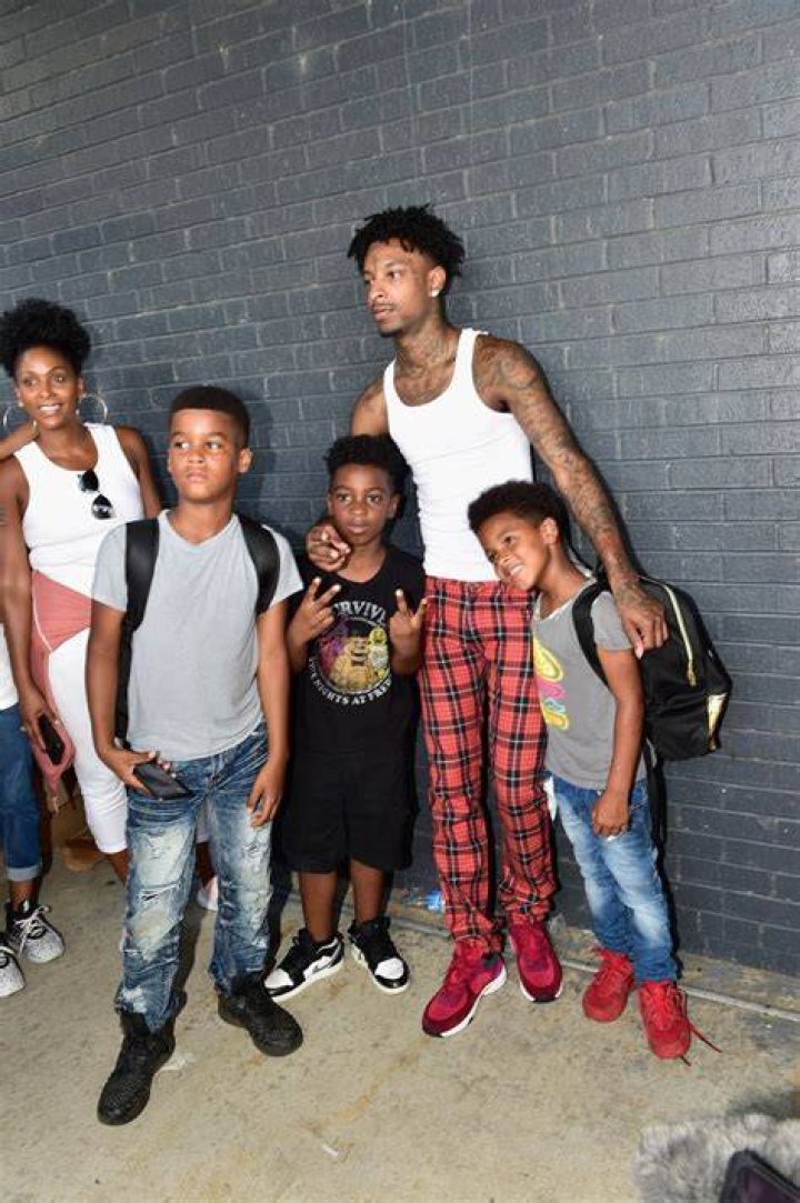 21 Savage donates school supplies, haircuts at backtoschool drive