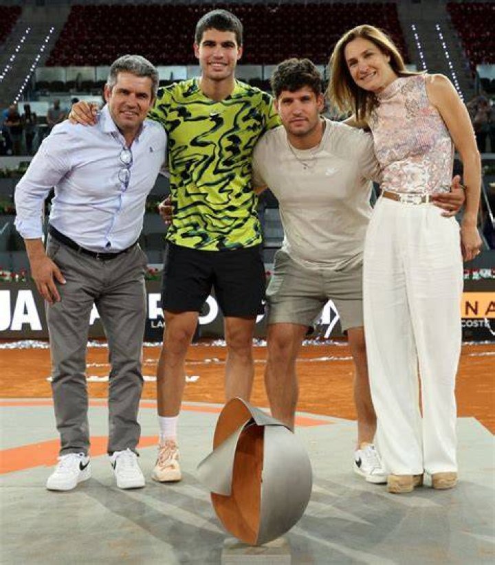&Aacute;lvaro, hermano mayor de Carlos Alcaraz, pasa a formar parte del equipo