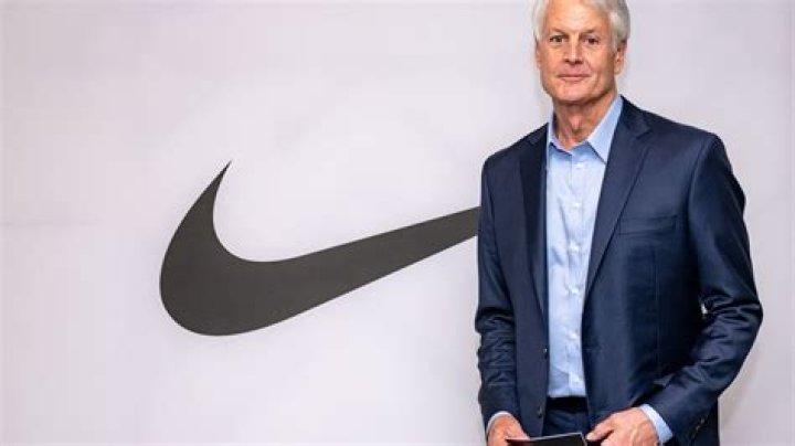 Abziehen hacken Herrlich nike owner net worth Heiraten Jeder So viele