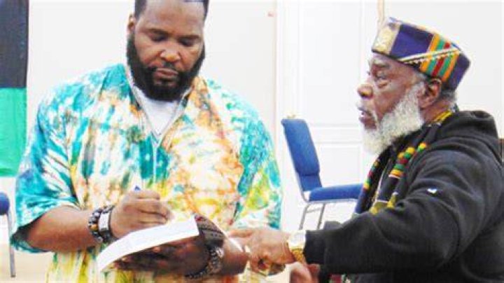 Acclaimed PanAfrican Educator Dr. Umar Johnson Returns for Book Tour