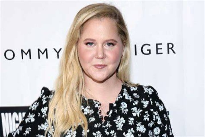 Amy Schumer dancing with her dad was the highlight of her wedding.