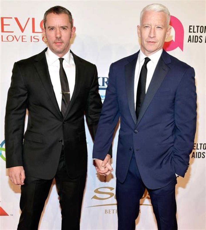 Anderson Cooper Biography, Height & Life Story Super Stars Bio