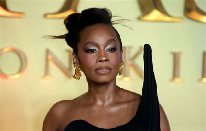 Anika Noni Rose & Sophie Okonedo Shine Like the 'Sun' at Tony Awards