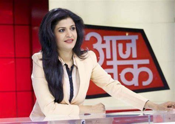 Anjana Om Kashyap Bio, Age, Salary, Family, Education, Net Worth vTecki