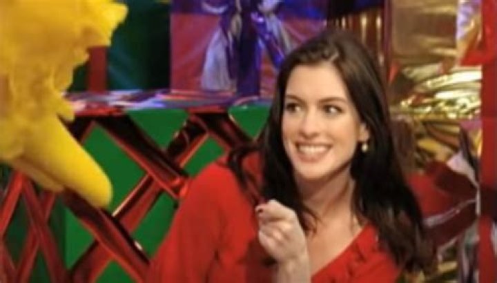 Anne Hathaway offered Sesame Street role 8 Days