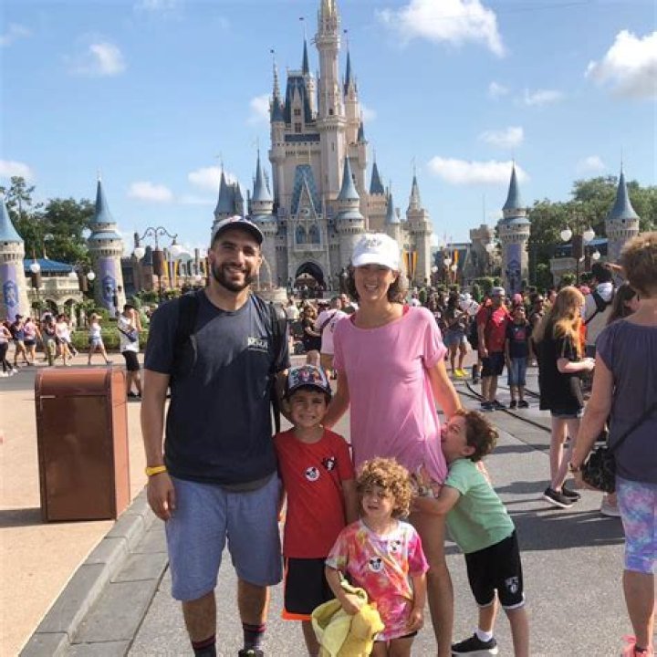 Ariel Helwani&rsquo;s Wife Is Jaclyn Stein Facts about Her Life and Family