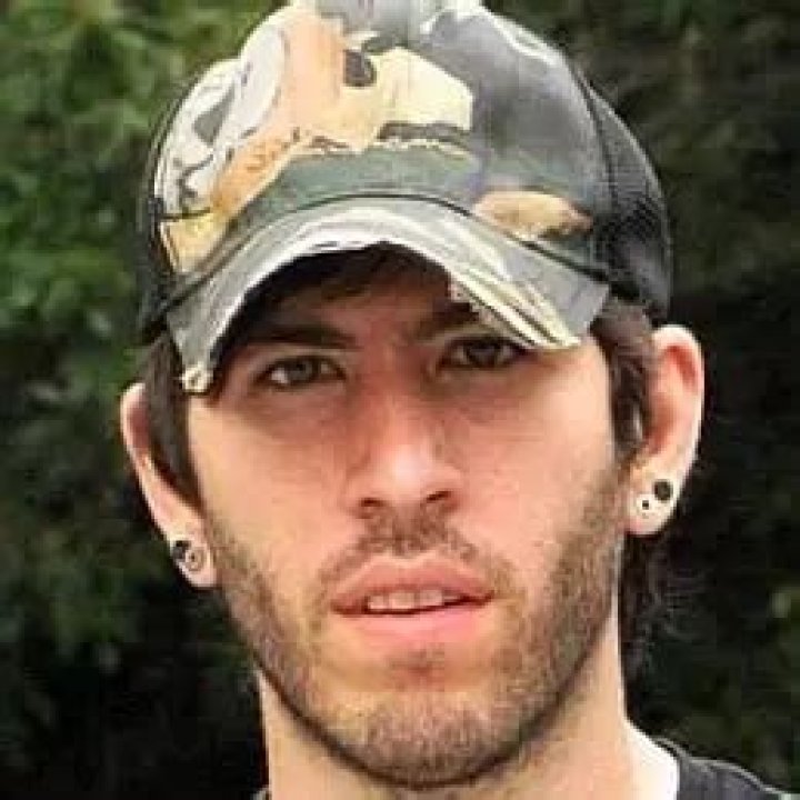 Aron Erlichman Net Worth February 2024, Salary, Age, Siblings, Bio