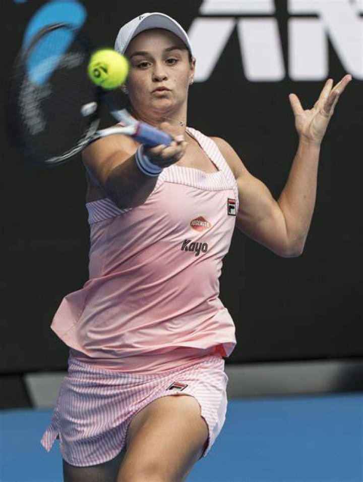 Australian Open Ashleigh Barty through to quarterfinals alongside