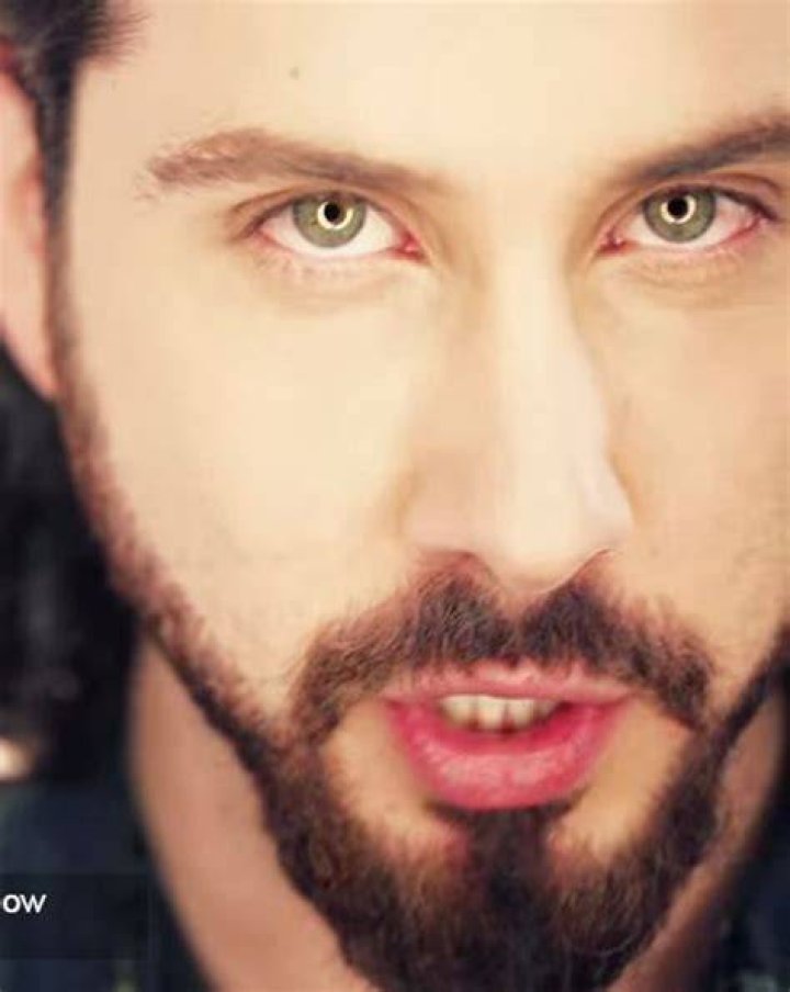 Avi Kaplan Has Soft Lips Pass it On, SIBLING LOVE