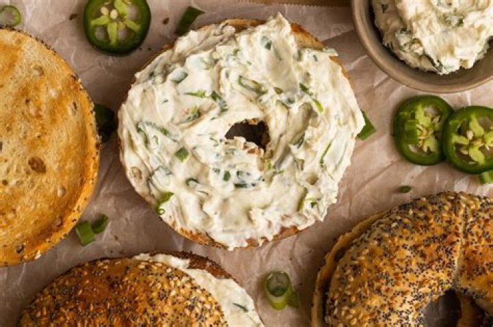 Bagel With a Schmear 27 East