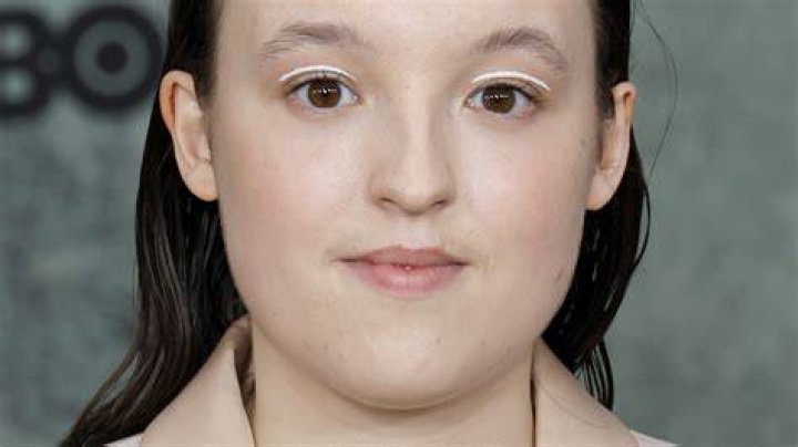 Bella Ramsey Her Hollywood Life As The Star Of The Last Of Us Nicki