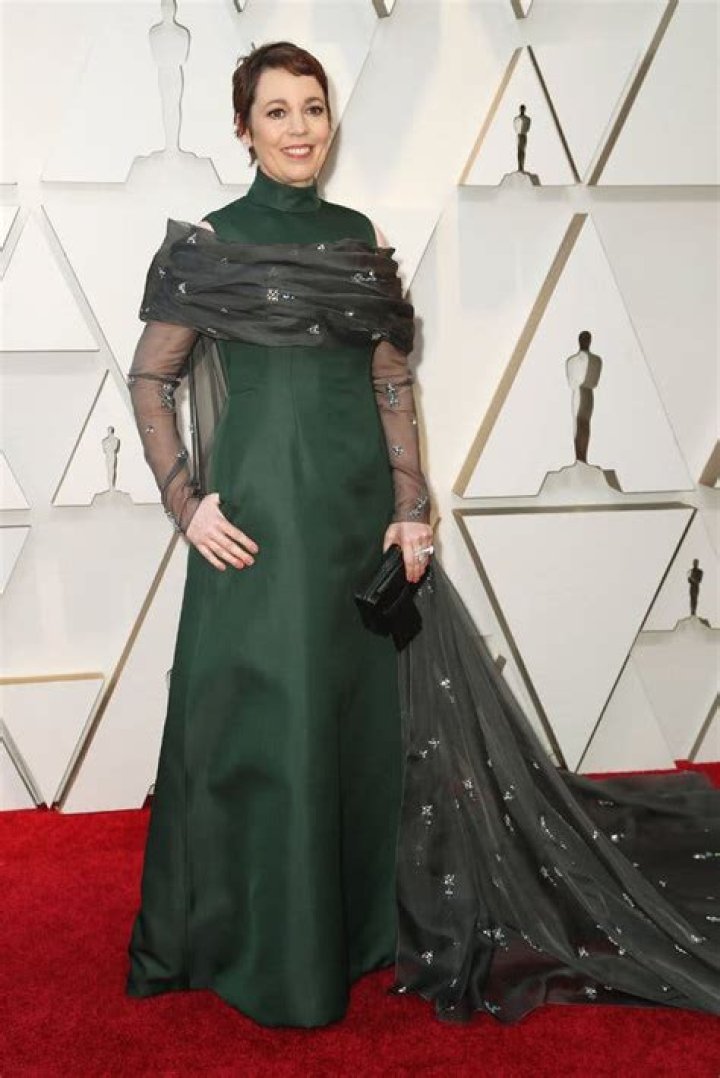 Best Actress Oscar Winner Olivia Colman Plans Suicide Pact With Husband