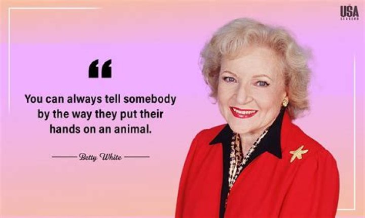 Betty White, looking fab at 98, gets birthday love from celebs Los
