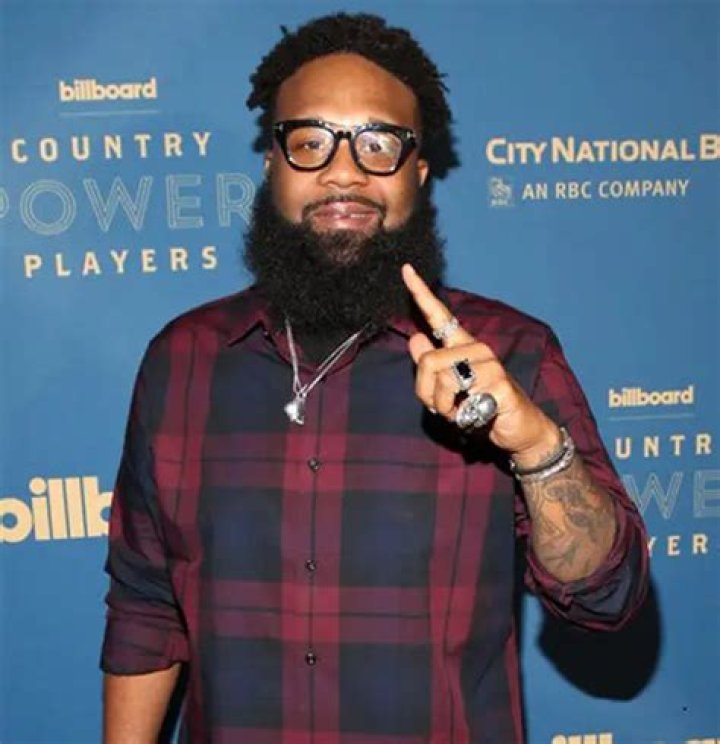 Blanco Brown [Singer] Bio, Age, Net Worth, Married Status