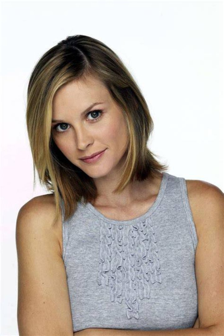 Bonnie Somerville in SpiderMan 2 (2004) 1080p YouTube