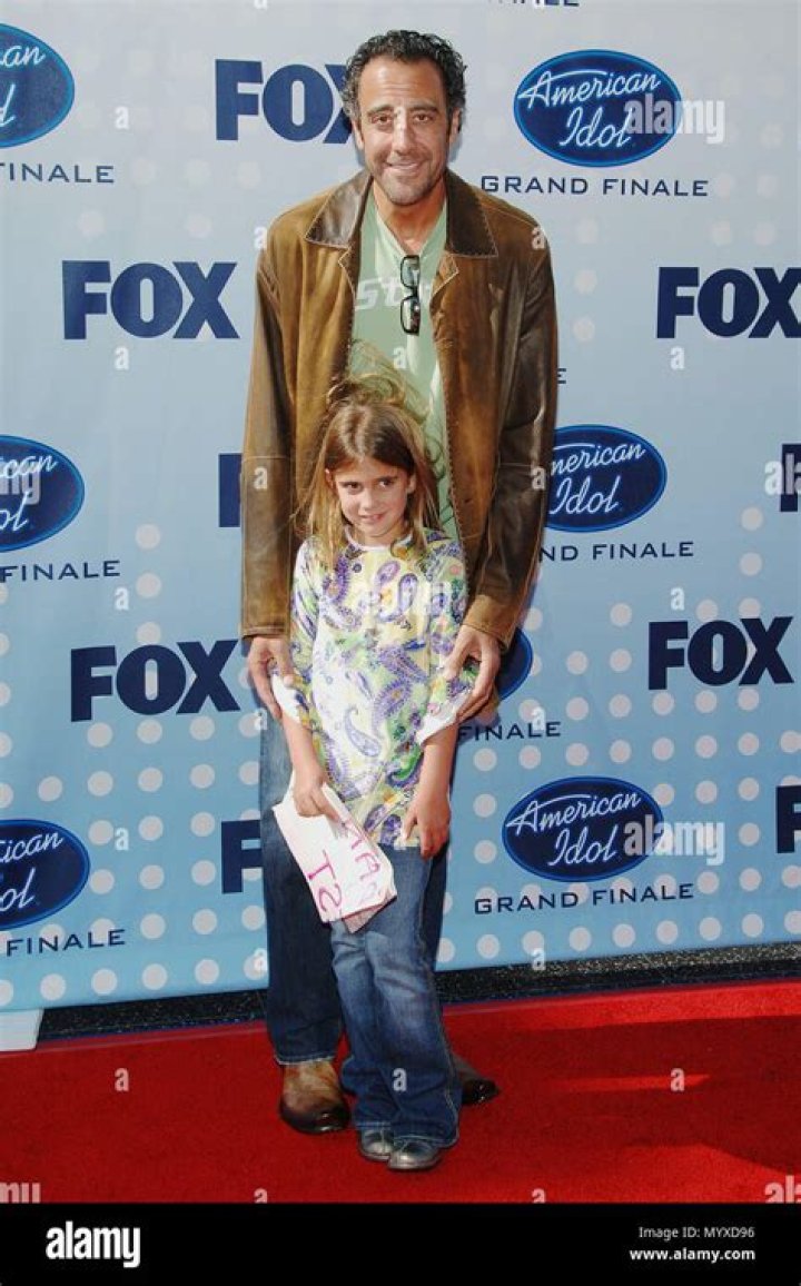 Brad Garrett and daughter Stock Editorial Photo &copy; s_bukley 52059199