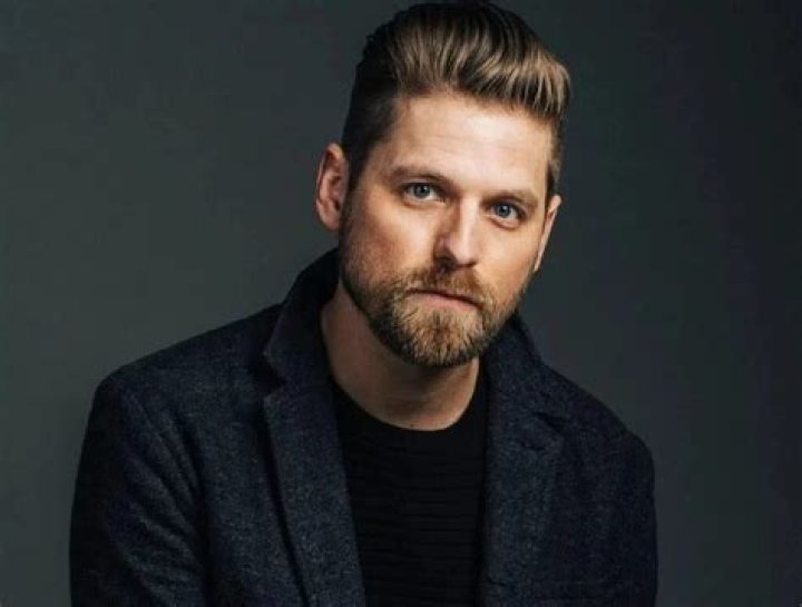 Brian Wayne Foster Wiki, Biography, Height, Weight, Net Worth, Age, Who