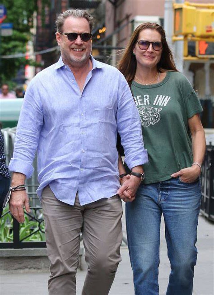 Brooke Shields and Chris Henchy Celebrate 22nd Wedding Anniversary at N