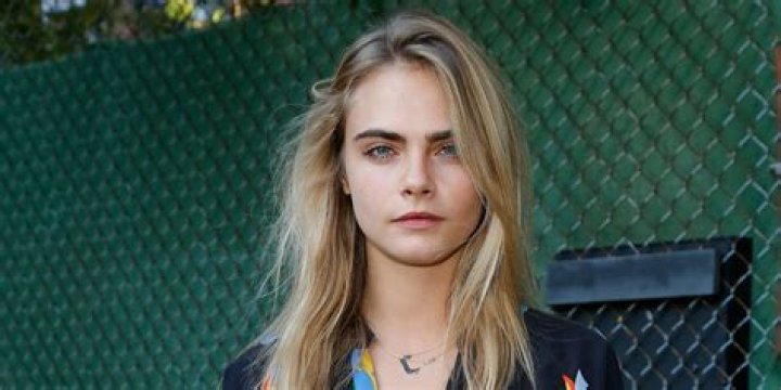 Cara Delevingne Net Worth How Much She Earns From Endorsements Per