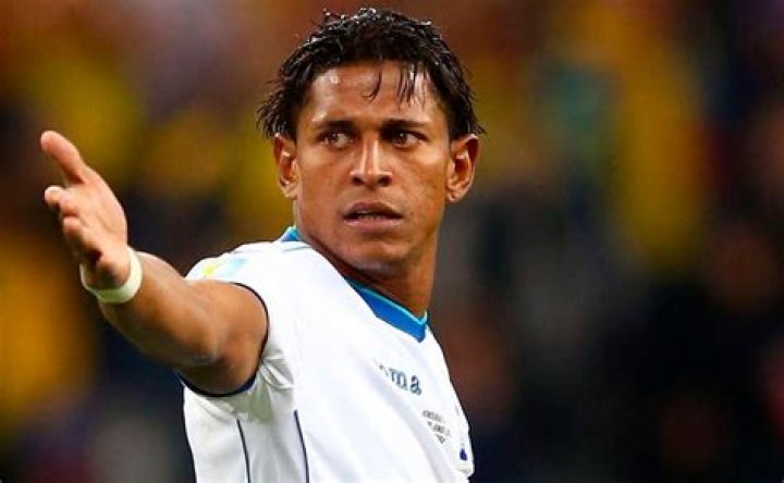 Carlo Costly est&aacute; listo para volver a comandar el ataque de Honduras