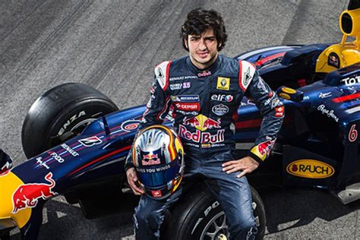 Carlos Sainz ends Red Bull&rsquo;s perfect run as Russell crashes at