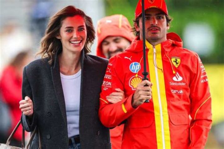 Carlos Sainz, with his wife Reyes Vazquez de Castro (ESP) at Mexican GP