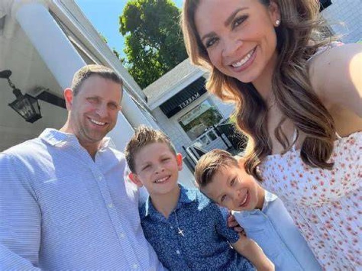 Carolina Bermudez Husband, Age, Sons, College, Salary, net worth