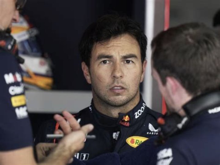 Checo Pérez va ser papá otra vez, Carola Martínez anunció así su embarazo
