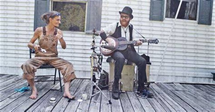 Chris Rodrigues And The Spoon Lady Play A Beautiful Song Called Angels