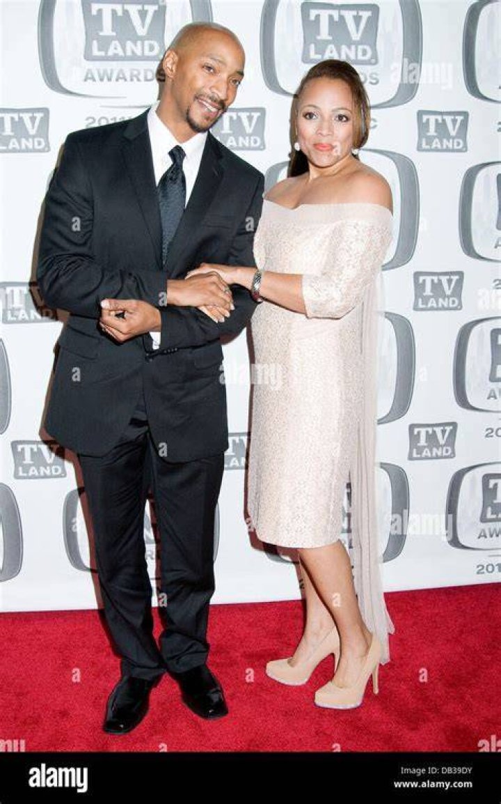 Christopher Not Gay Kim Fields Husband Confronts Kenya EXCLUSIVE