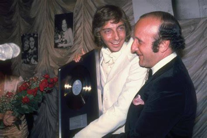 Clive Davis' son starts boutique investment bank