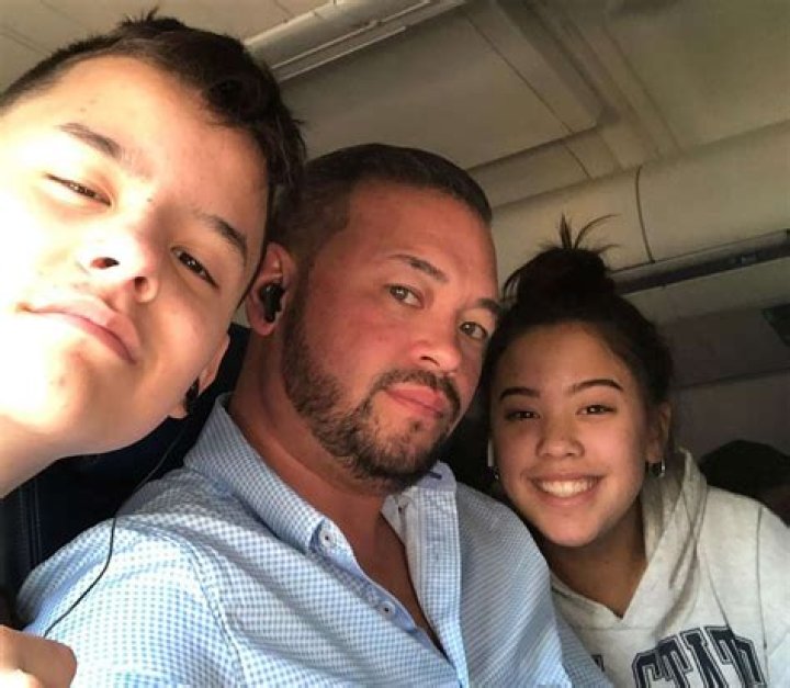 Collin Gosselin Says He&rsquo;s 'Doing Better Than Ever' Living With Dad Jon
