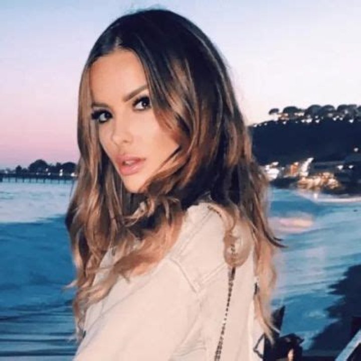 Courtney Vucekovich Bio, Age, Height, Boyfriend, Net Worth