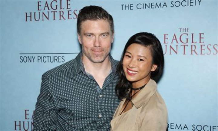 Darah Trang biography, age, net worth, career, nationality, Anson Mount