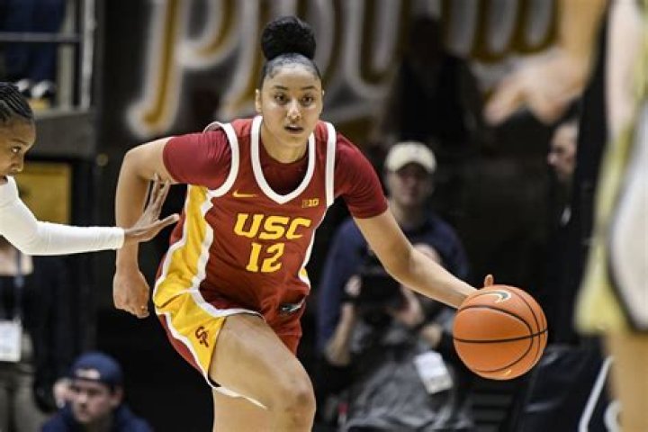 Dee Watkins Salary, Net worth, Bio, Ethnicity, Age Networth and Salary