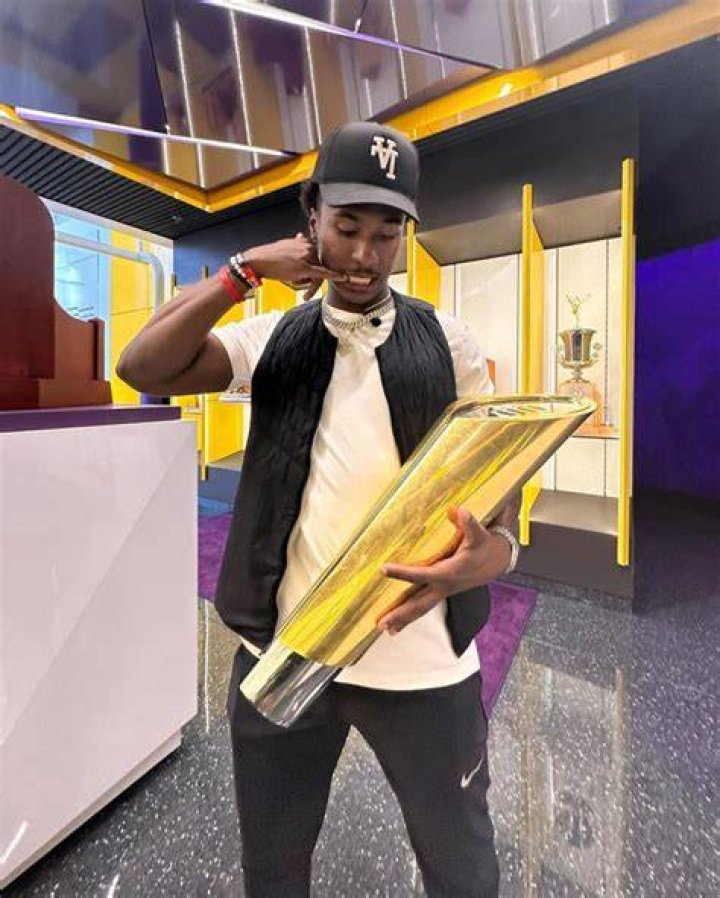 Deestroying (Youtuber) Wiki, Biography, Age, Girlfriend, Family, Facts