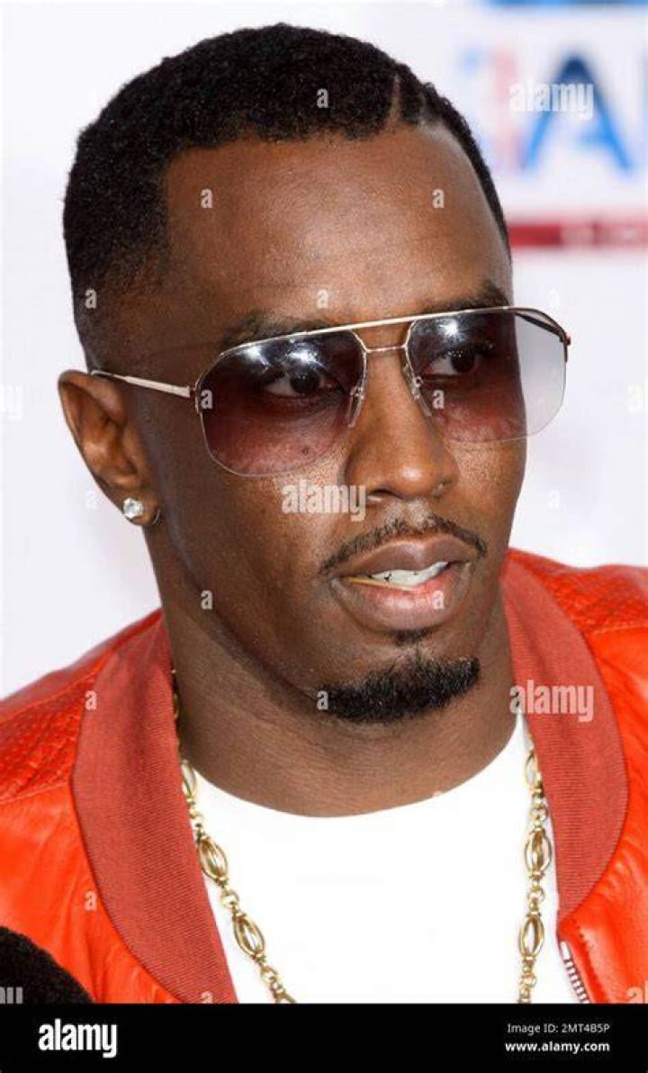 Diddy's Teenage Daughters D'Lila, Jessie and Chance Pose at