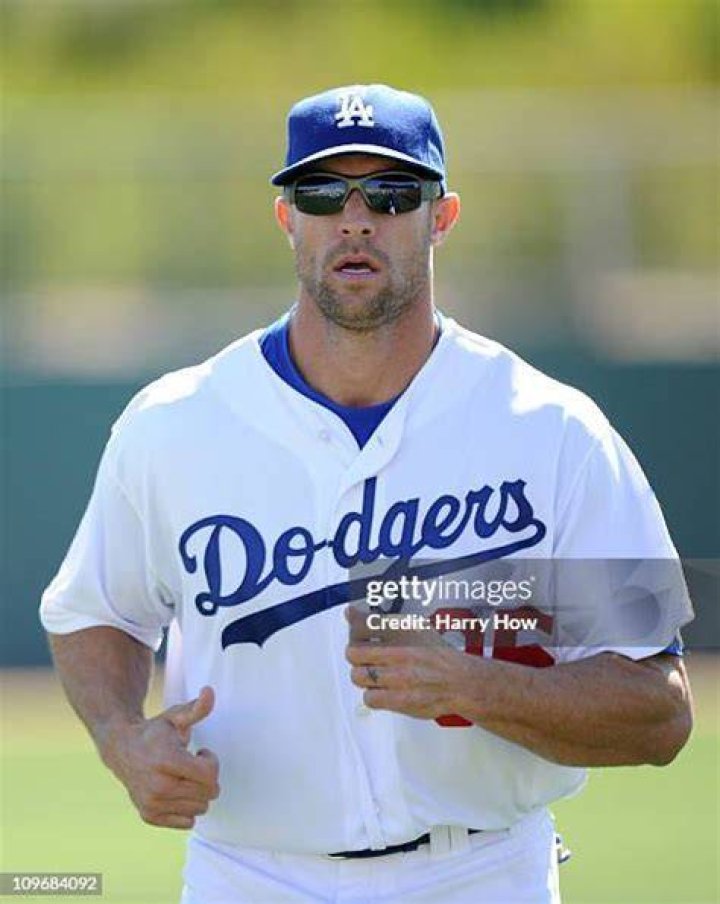Dodgers executive Gabe Kapler shares personal baseball journey la 
