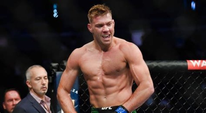 Dricus du Plessis couldn't say no to UFC Fight Night call