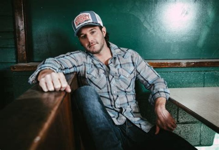 Easton Corbin Net Worth 2024 [Analysis]