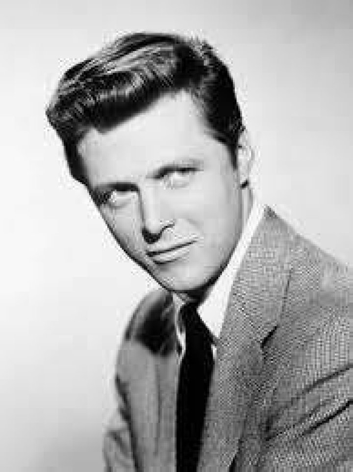 Edd Byrnes Age, Height, Weight, Wife, Net Worth