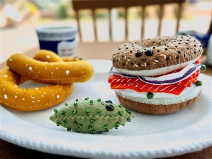 Felt bagel bakery brings joy to 'customers' in New York