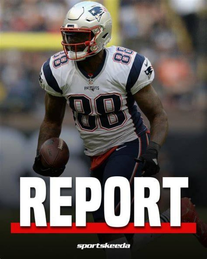 Former New England Patriots TE Christian Fauria leading national