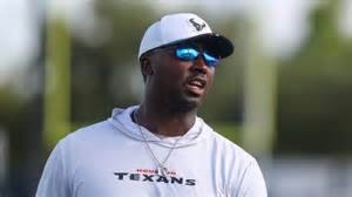 Former Texas A&M quarterback Jerrod Johnson was signed by the