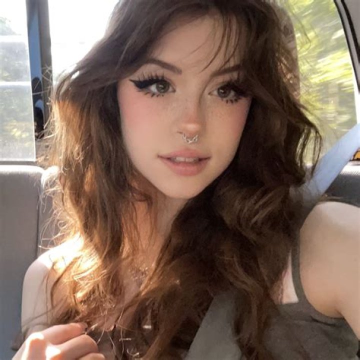 Hannah OwO in 4k hannahowo_ Twitter Profile Sotwe