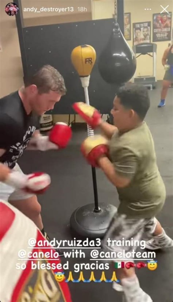 Hijo de Andy Ruiz entrena junto a Sa&uacute;l &Aacute;lvarez Quinto Partido