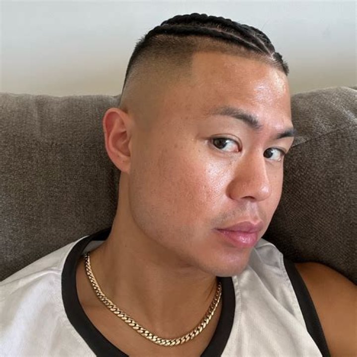 How tall is Kenny Chao? Age, Wiki, Biography, Height, Net Worth