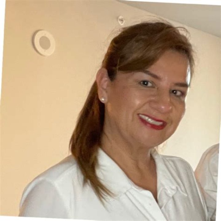 Hoyos Independent Consultant Lopez Logistics Group, Inc