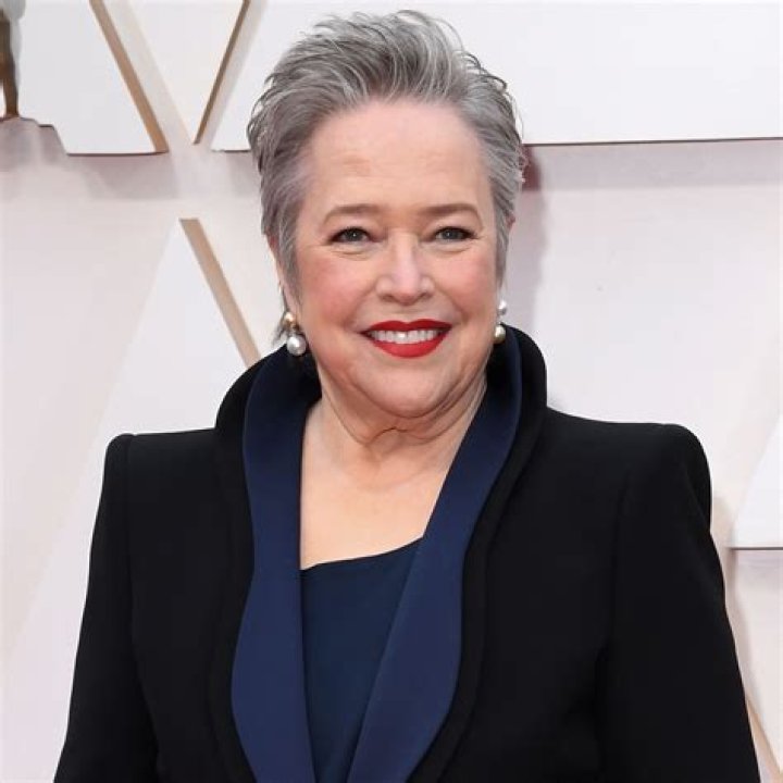Is Kathy Bates Gay? What Is The Sexuality Of Actress?