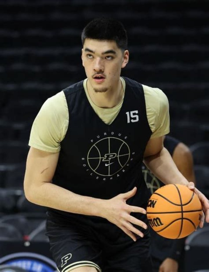 Is Zach Edey Christian? Religion Ethnicity And Family Explored